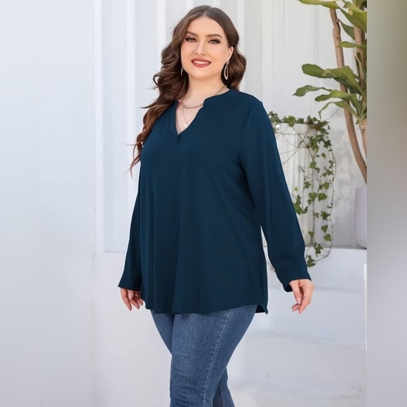 AMCLOS Plus Size V-Neck Soft Flowy Blue Tunic, Size 2XL - Picture 3 of 6